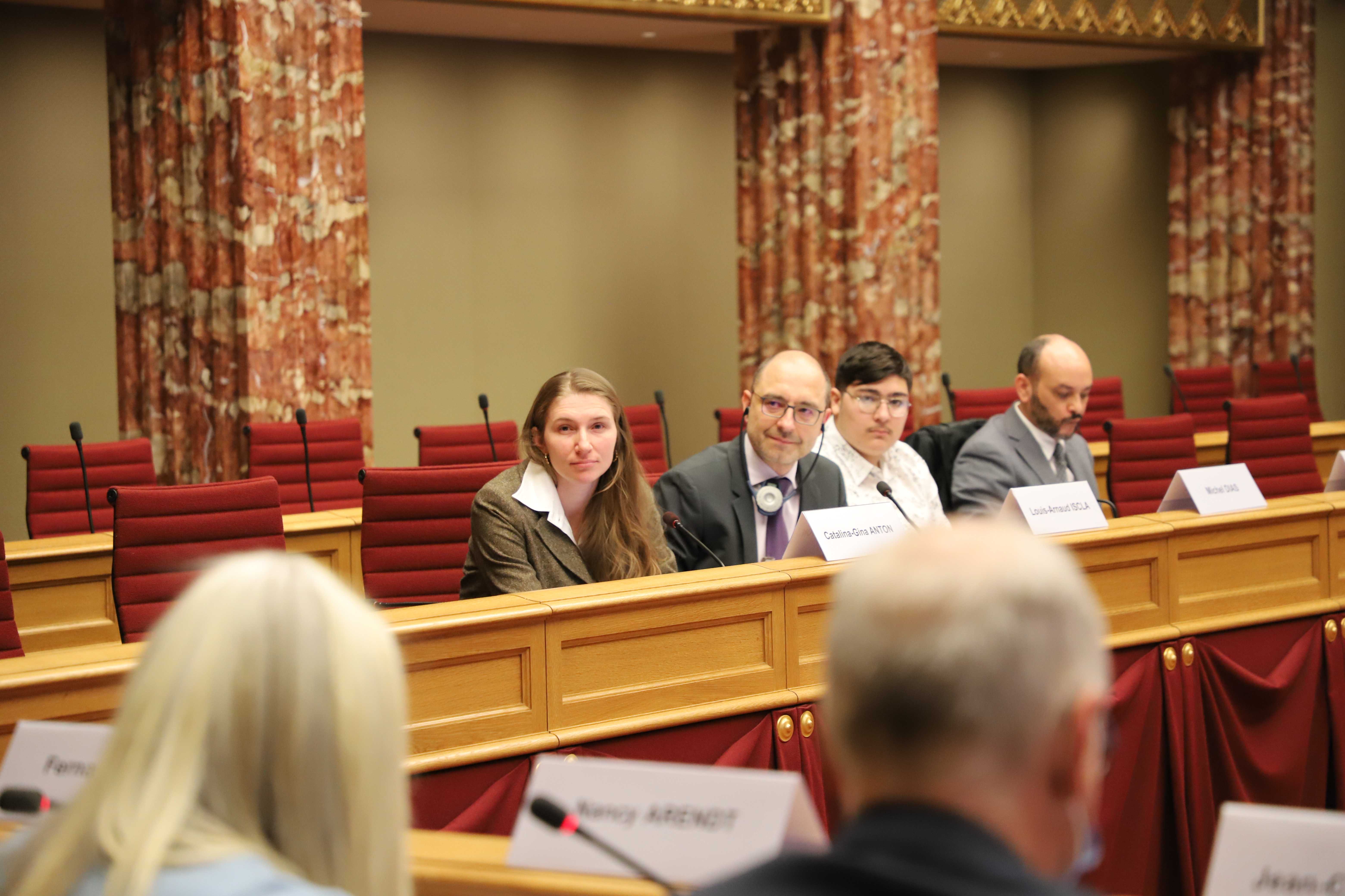 Débat sur la présentation du Covid-Check